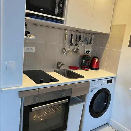 Cozy For 2p With Parking -